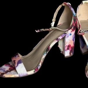 DREAM PAIRS Women's Chunk Low Heel Pump Sandals